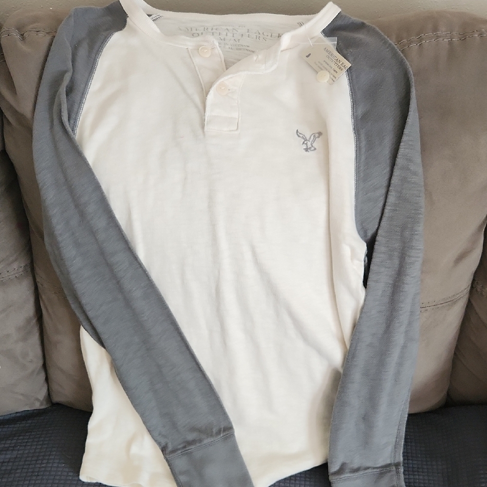 Men White and Gray Long Sleeve Shirt